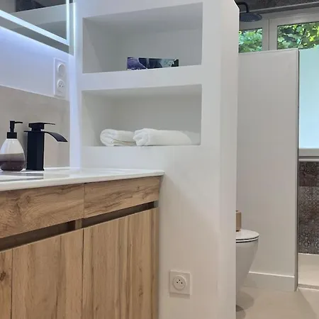 Maison Elegante & Jardin Prive *